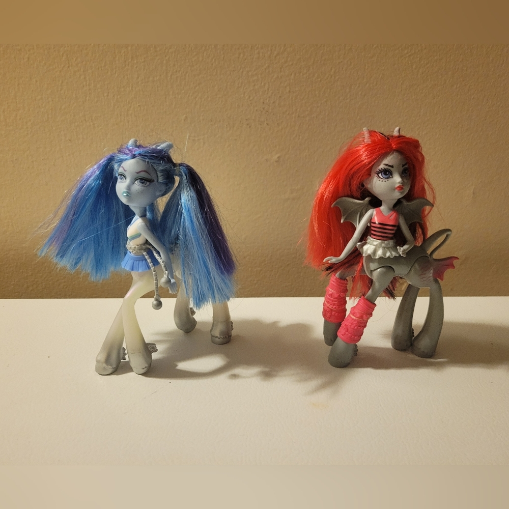 Monster High Fright-Mares Set of 2